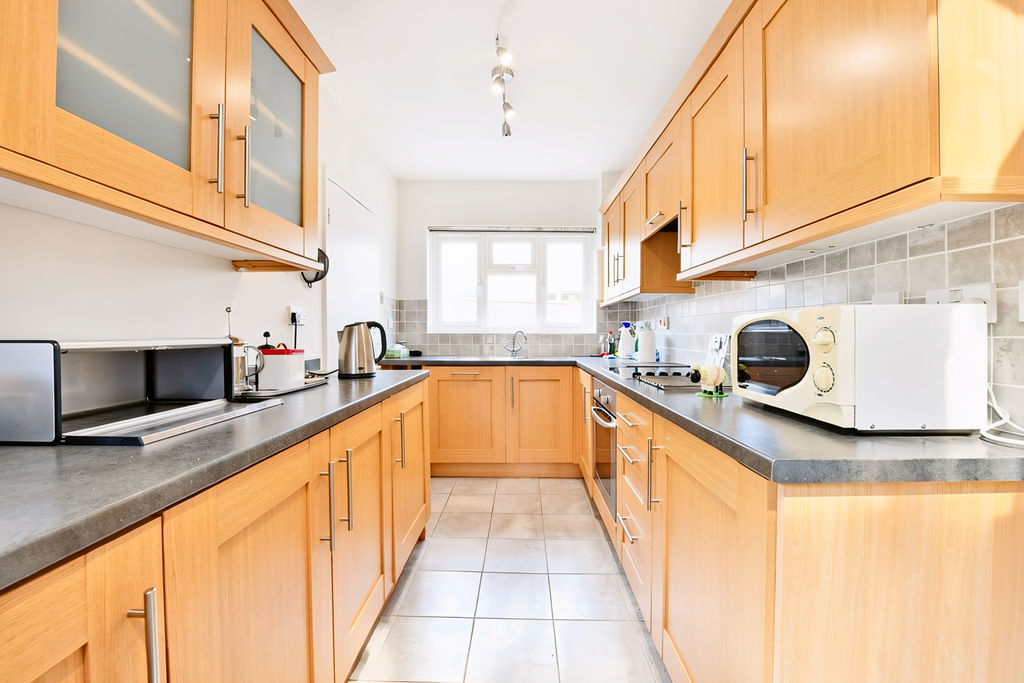 Kitchen- click for photo gallery